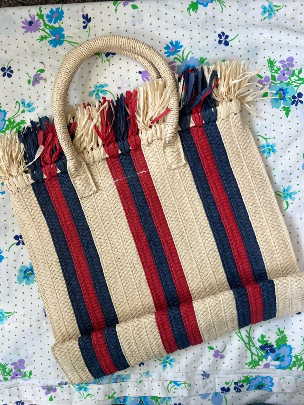 Mark and Graham Fringe Top Tote Natural Navy Red Woven Straw NWOT - B - Picture 7 of 13